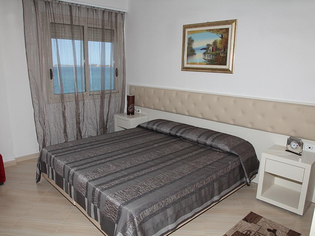 Martin Apartment Vlore Exterior photo